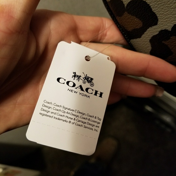 Coach purse - Picture 4 of 4